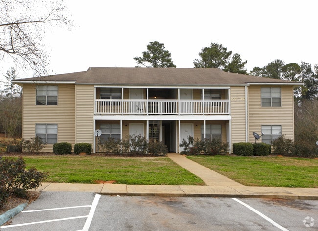 Building Photo - Welcome to The Landing