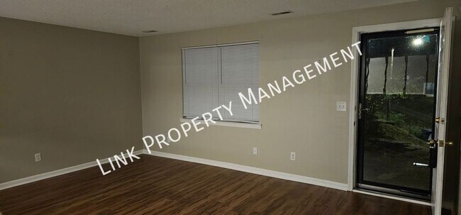 Building Photo - 7183 Holland Ln