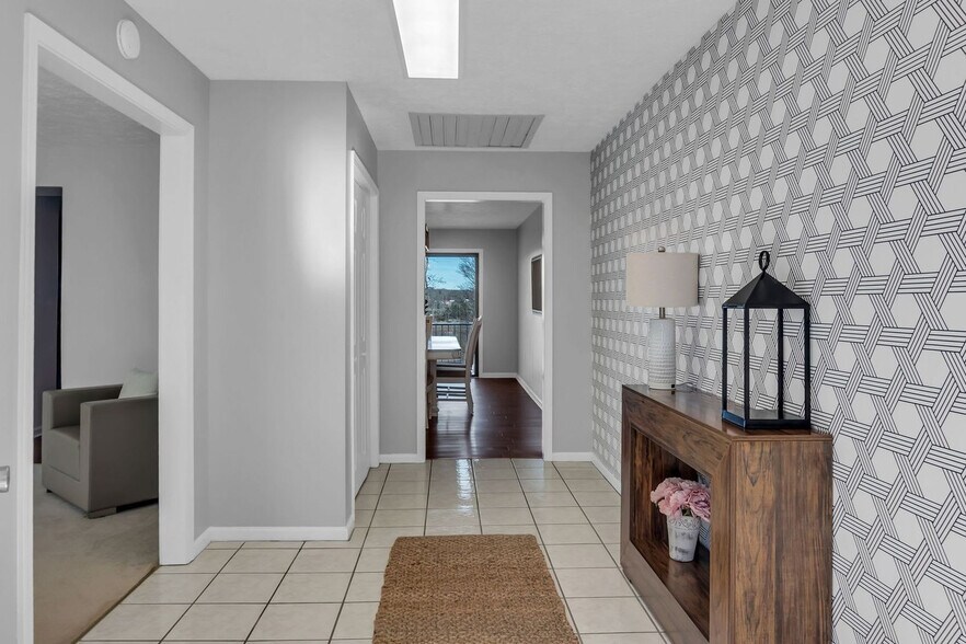 Building Photo - 81 Beech Point Dr