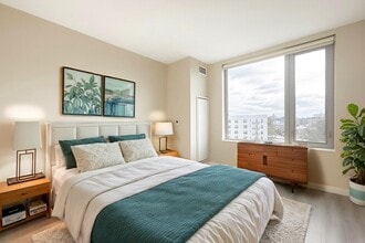 Building Photo - 1524 Sheepshead Bay Rd