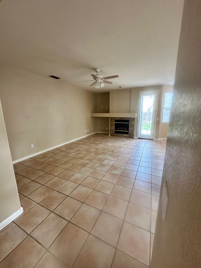 Building Photo - Need A Spacious  Home In Weston Ranch?