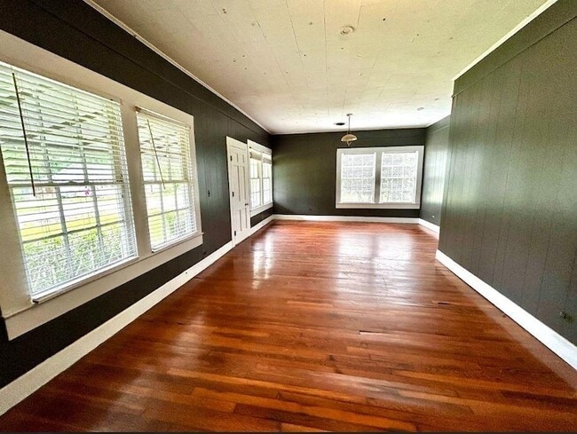 Building Photo - 339 Co Rd 740