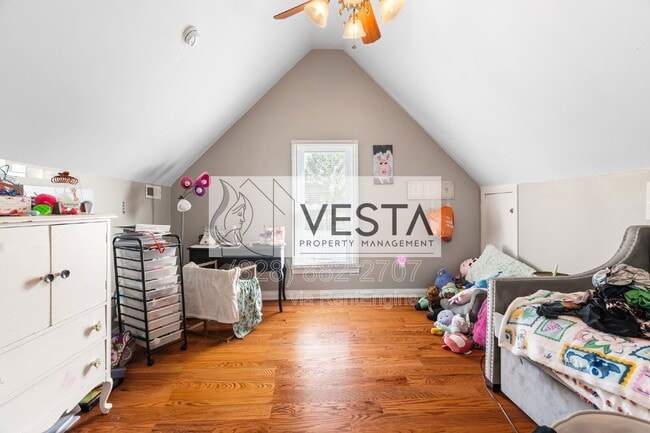 Building Photo - 241 N Main St