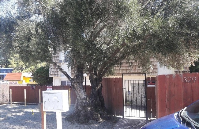 Primary Photo - 329 N Pico Ave