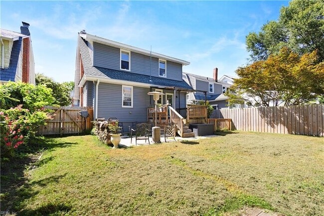 Building Photo - 4610 Newport Ave