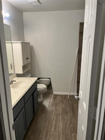 Building Photo - 1005 Leoti Ln