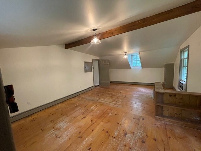 Building Photo - 1586 Green Hills Rd