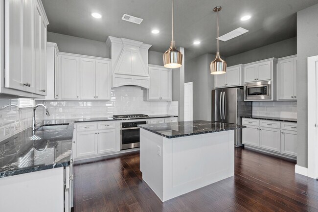 Building Photo - 126 Wimberly St