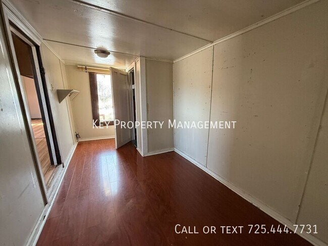 Building Photo - Pioche 2 Bedroom Home
