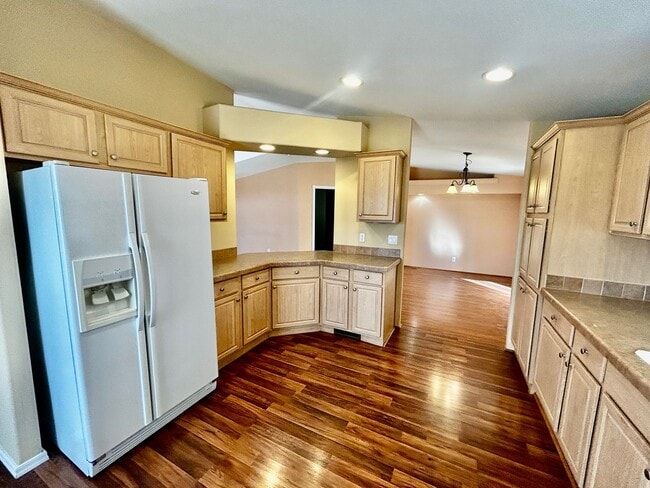 Building Photo - Charming 3-Bedroom, 2-Bath Home in Fortuna Foothills