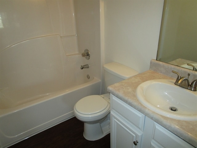 Building Photo - 4913 Bryant Dr