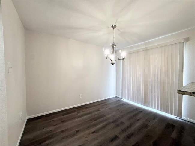 Building Photo - 1495 Springrock Ln