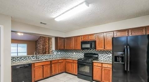 Building Photo - 7791 Lake Manor Dr