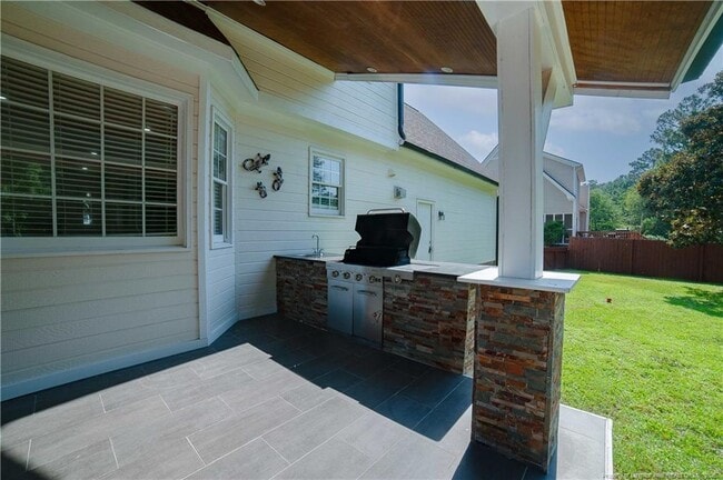 Building Photo - 6317 Nakoma Way