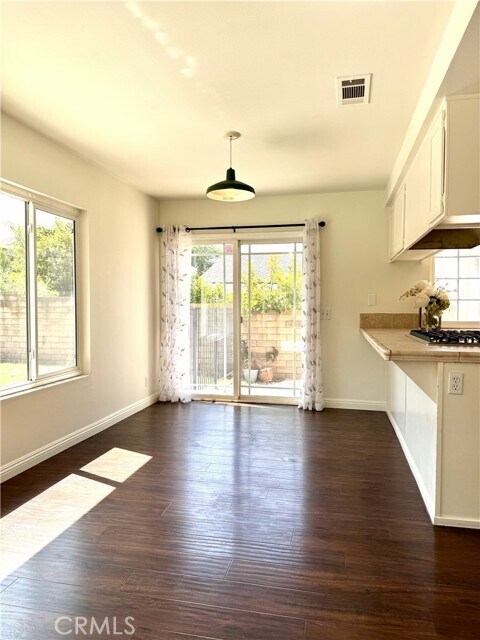 Building Photo - 1830 N Fairgreen Dr