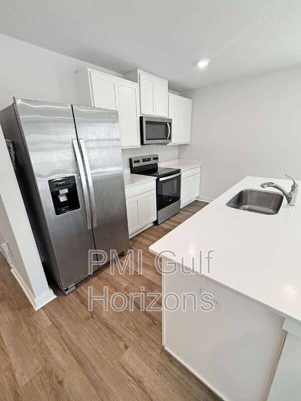Building Photo - 20 Spoonbill St