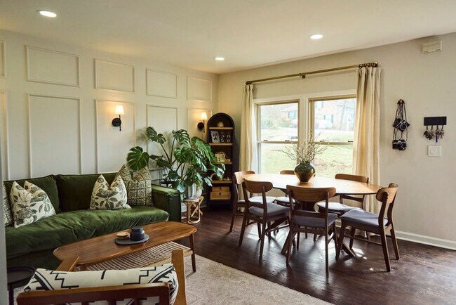 Building Photo - Welcome home to space, comfort, and thoughtful updates in this beautifully maintained 5-bedroom, ...