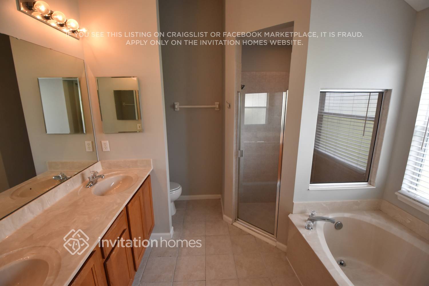 Building Photo - 2115 Trailwood Dr