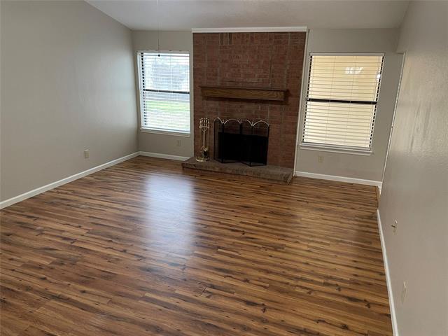 Building Photo - 1402 Sheppard Ln