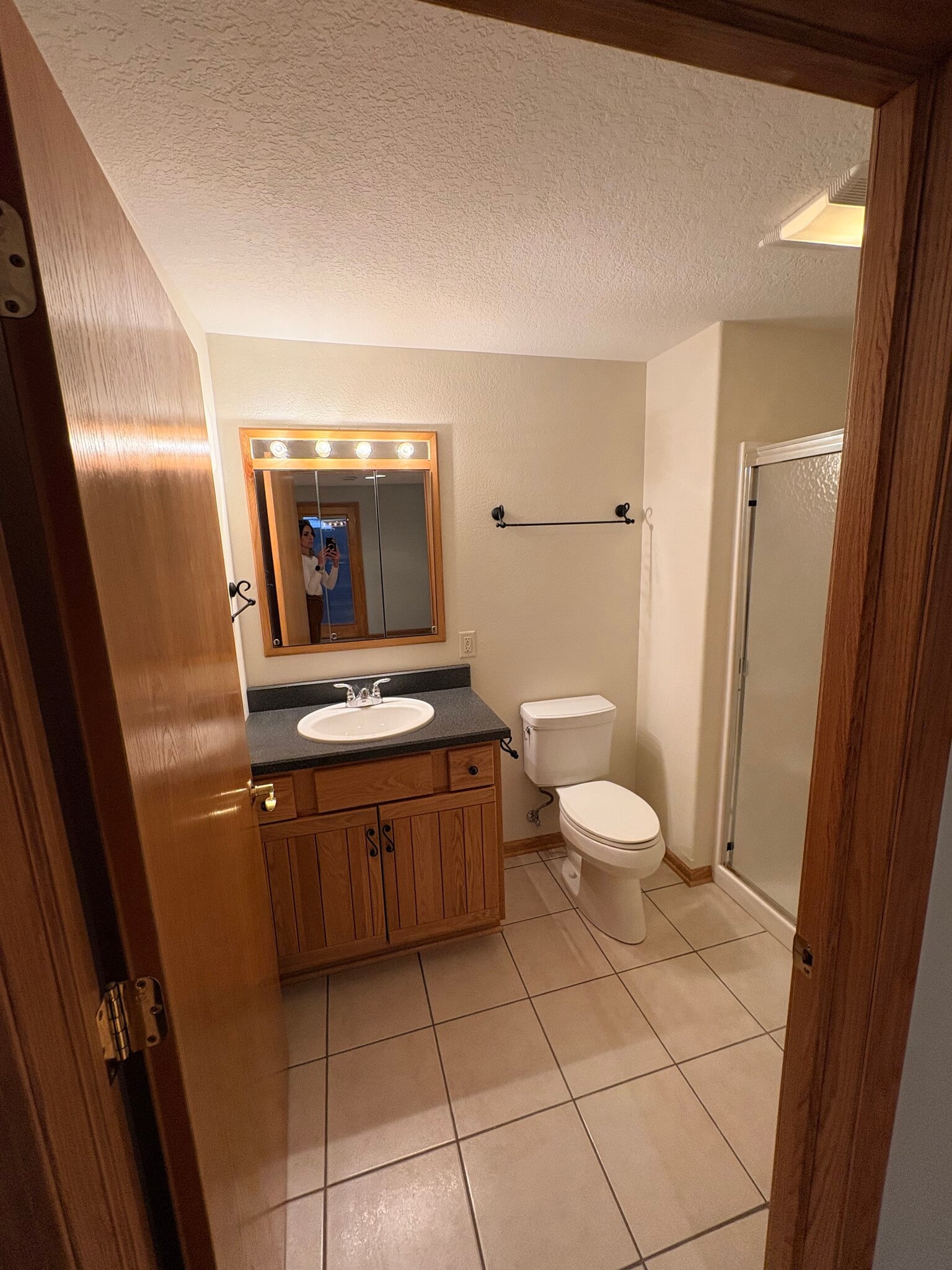 Building Photo - 924 Elmridge Dr