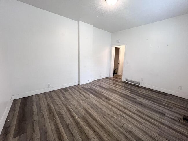 Building Photo - 778 S 400 E