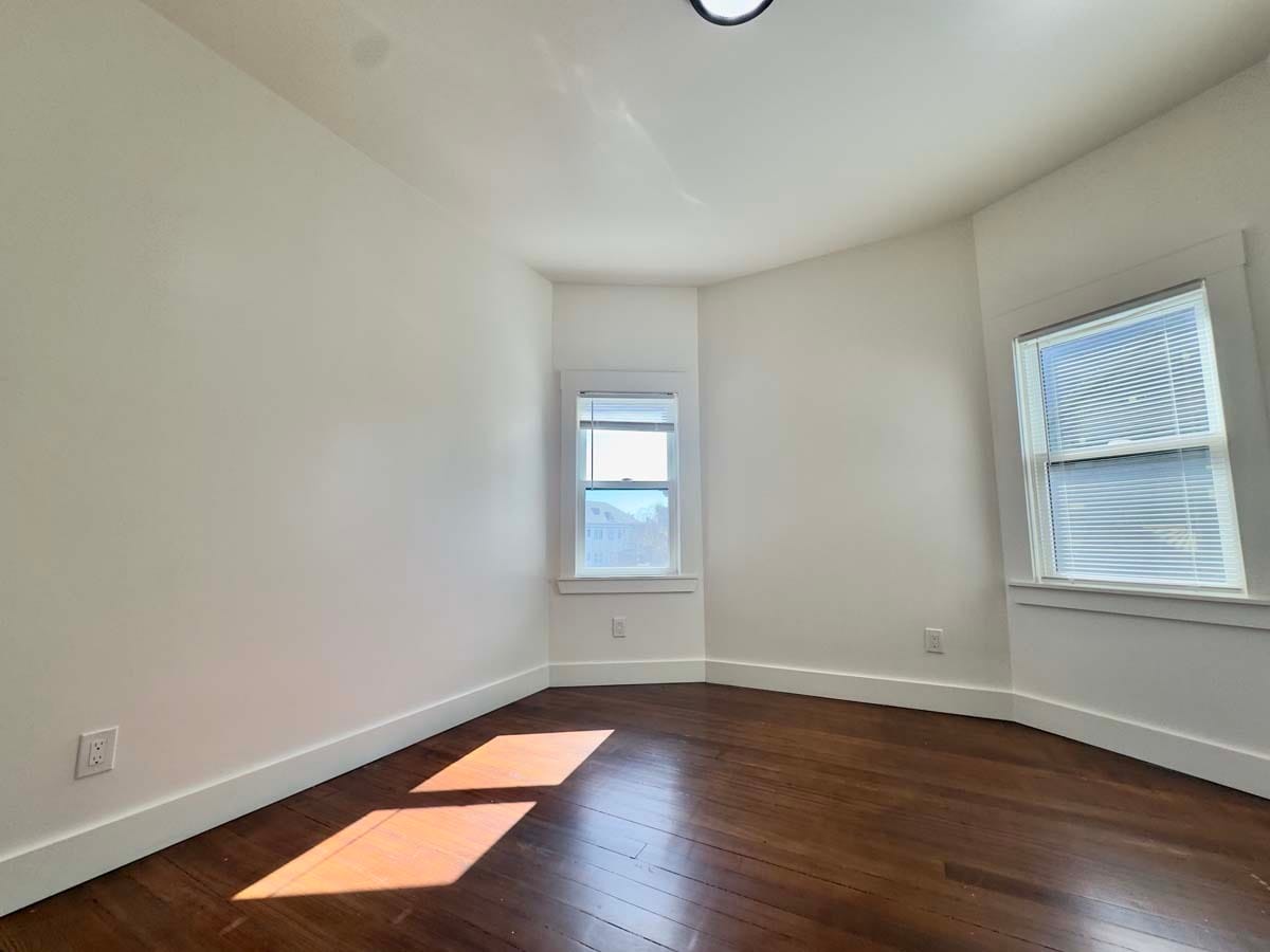 Building Photo - 1303 Adeline St