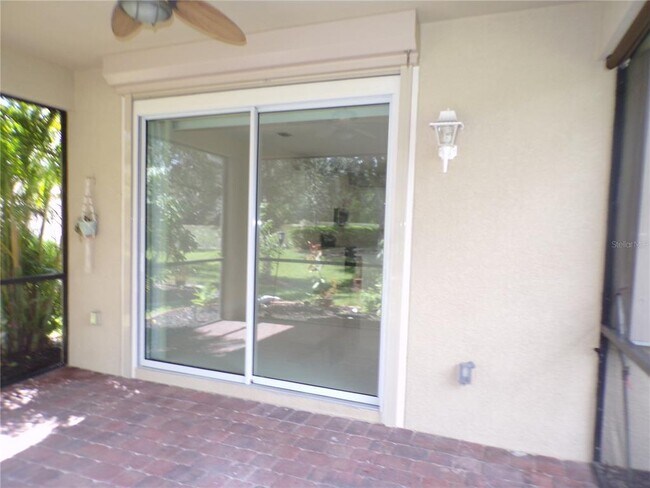 Building Photo - 6200 Falcon Lair Dr