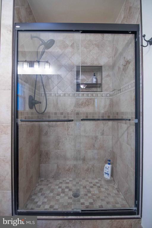 Building Photo - 2205 Parker Ave