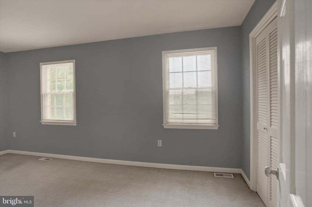 Building Photo - 708 Cumberland Ave
