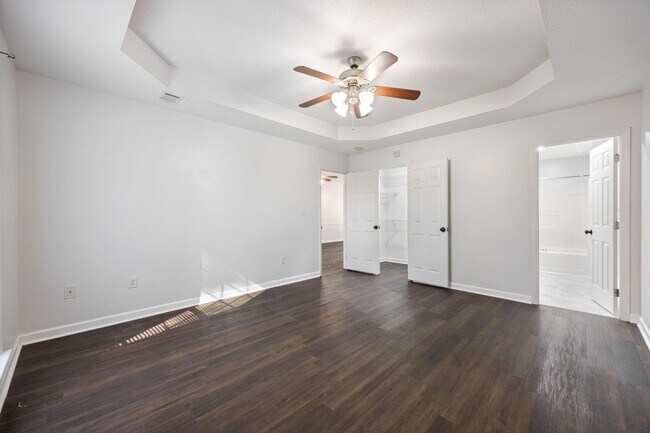 Building Photo - 638 Goodale Ln