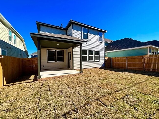 Building Photo - Open Concept Family Dream Home!