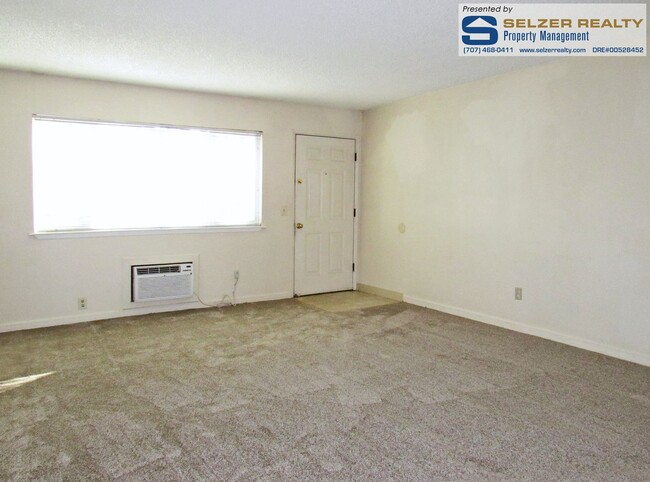 Building Photo - Roomy 2 bd. downstairs apt. near school, p...