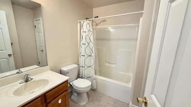 Building Photo - 1135 Spearhead Dr