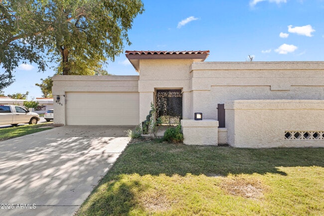 Primary Photo - 8195 E Del Marino Dr