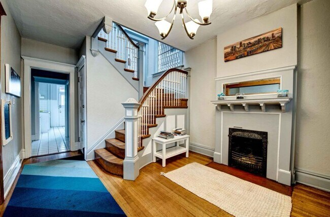 Primary Photo - Beautiful two story unit with Victorian charm