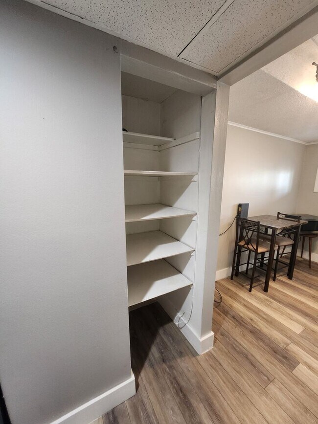 Building Photo - University Towers- FURNISHED 1bd/1ba Apartment #516 ready for you in FALL 2026! $1300 per month