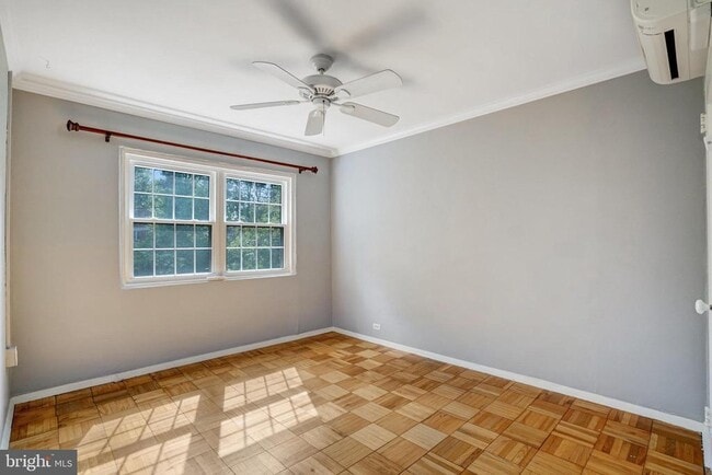 Building Photo - 3239 Gunston Rd