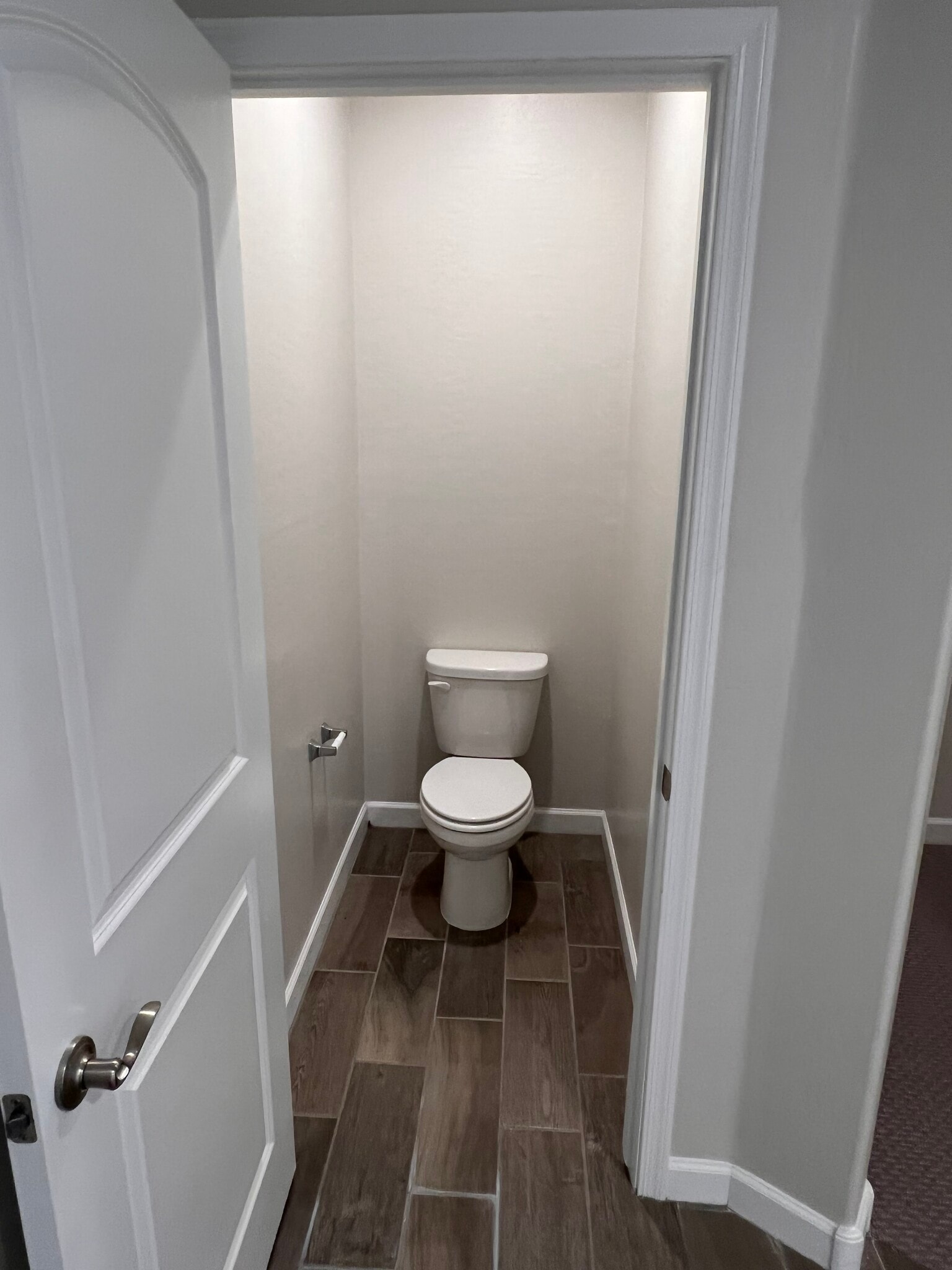 Private w/c in primary bath - 37640 W San Sisto Ave