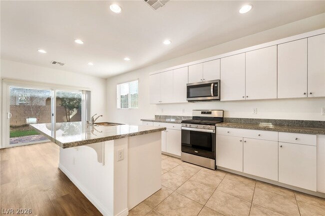 Building Photo - 11586 Monte Isola St