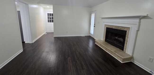 Building Photo - 315 Westfield Dr