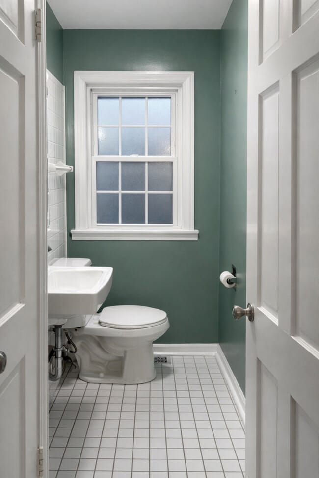 Building Photo - 2727 Elgin Rd