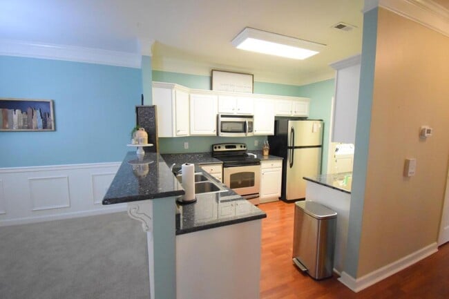 Building Photo - 16423 Golden River Ln