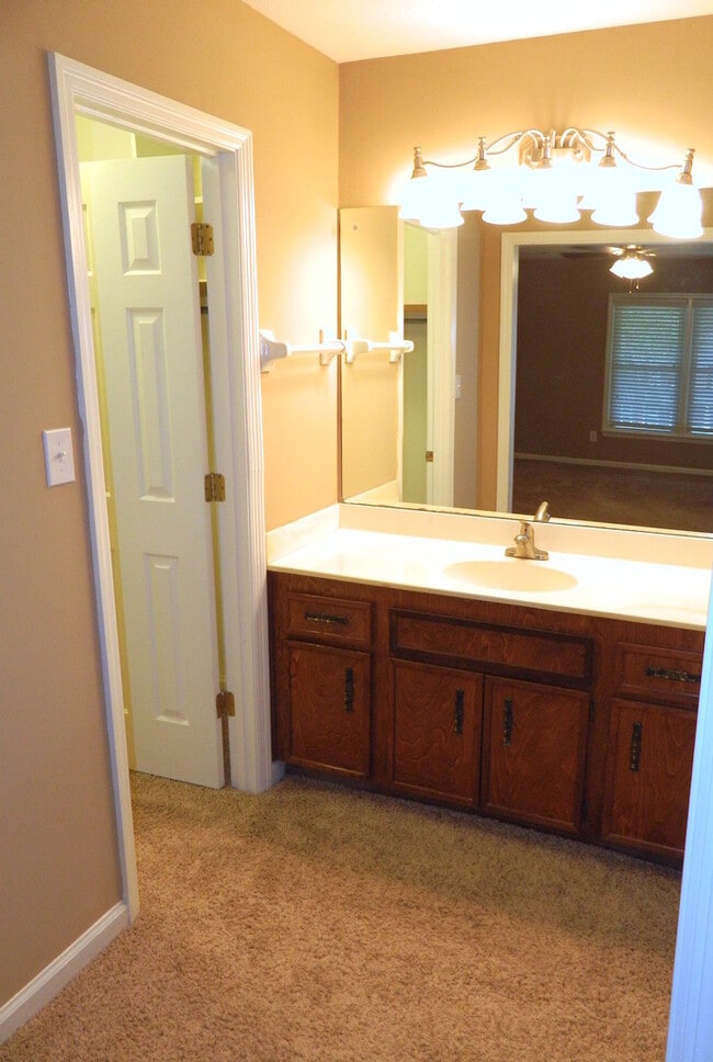 Building Photo - Home for Rent - 139 Spring Lakes Drive