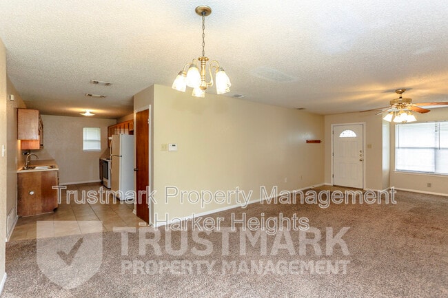 Building Photo - 2110 El Dorado Dr