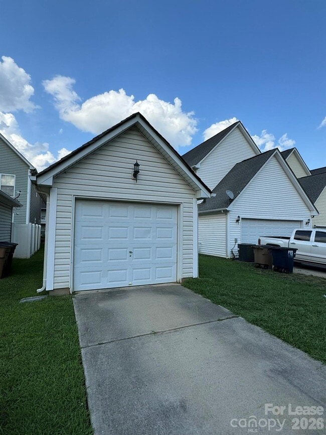 Building Photo - 5117 Alysheba Dr