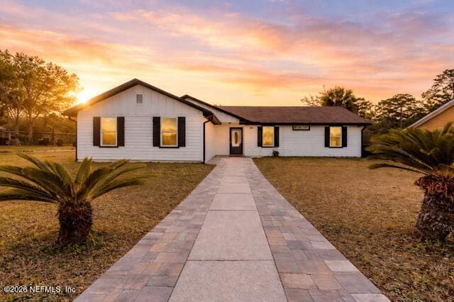 Building Photo - 10036 Delano Dr N