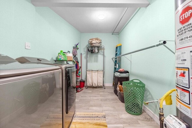 Building Photo - 1907 Briarcreek Blvd