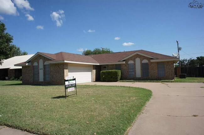 Building Photo - 4613 Spring Shadow Dr