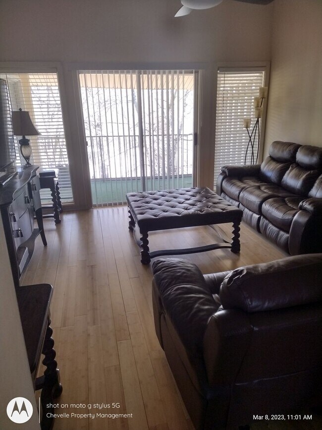 Building Photo - Furnished 2 bedroom with Loft