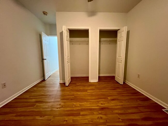 Building Photo - Newly Renovated 2-Bedroom Apartment in Hunting Park! PHA ACCEPTED!